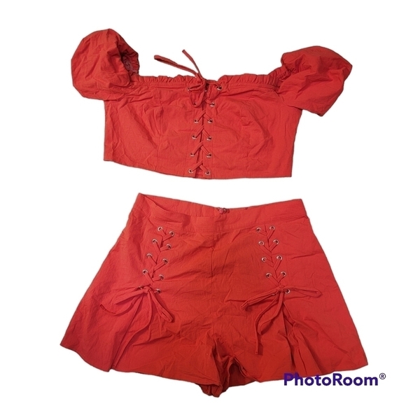 BLUE BLUSH Red Puff Off Shoulder Crop Top High Waist Lace-up Corset Shorts Set L - Picture 5 of 16